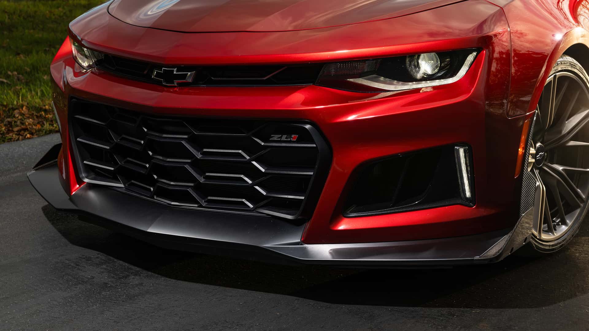 شيفروليه كامارو ترجع كوحش جديد للسباقات بتحدي ومغامرة 3 1763427750 895 شيفروليه كامارو ترجع كوحش جديد للسباقات بتحدي ومغامرة