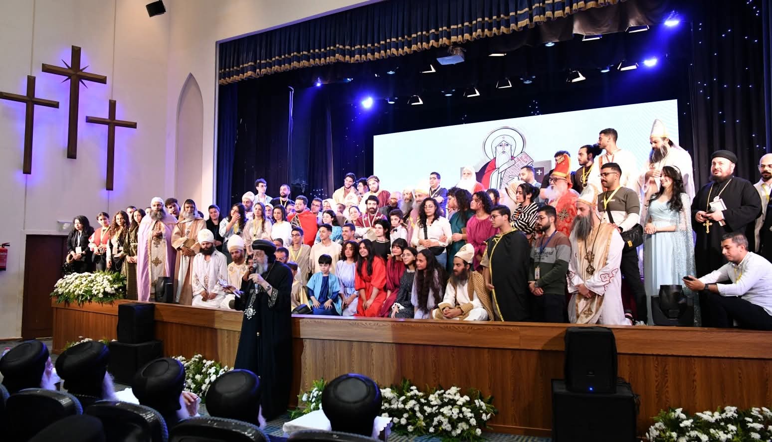 1763509516 237 البابا تواضروس يحضر احتفالية نيقية إيمان حي في مسرح الأنبا