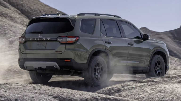 1763542835 822 هوندا تعلن عن بايلوت 2026 بتحديثات جديدة للـSUV العائلية