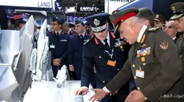 1763543783 رئيس الأركان يزور معرض دبي للطيران ويتفقد أحدث تكنولوجيا الطيران