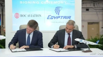 1763556643 مصر للطيران توقع اتفاقية لبيع واستئجار 3 طائرات أيرباص A350 900