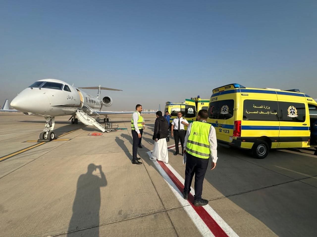 صورة من عملية الإخلاء الطبي