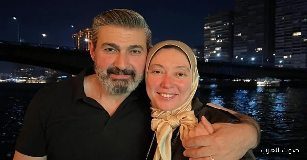 ياسر جلال بيوجه رسالة حب لمراته في عيد ميلادها