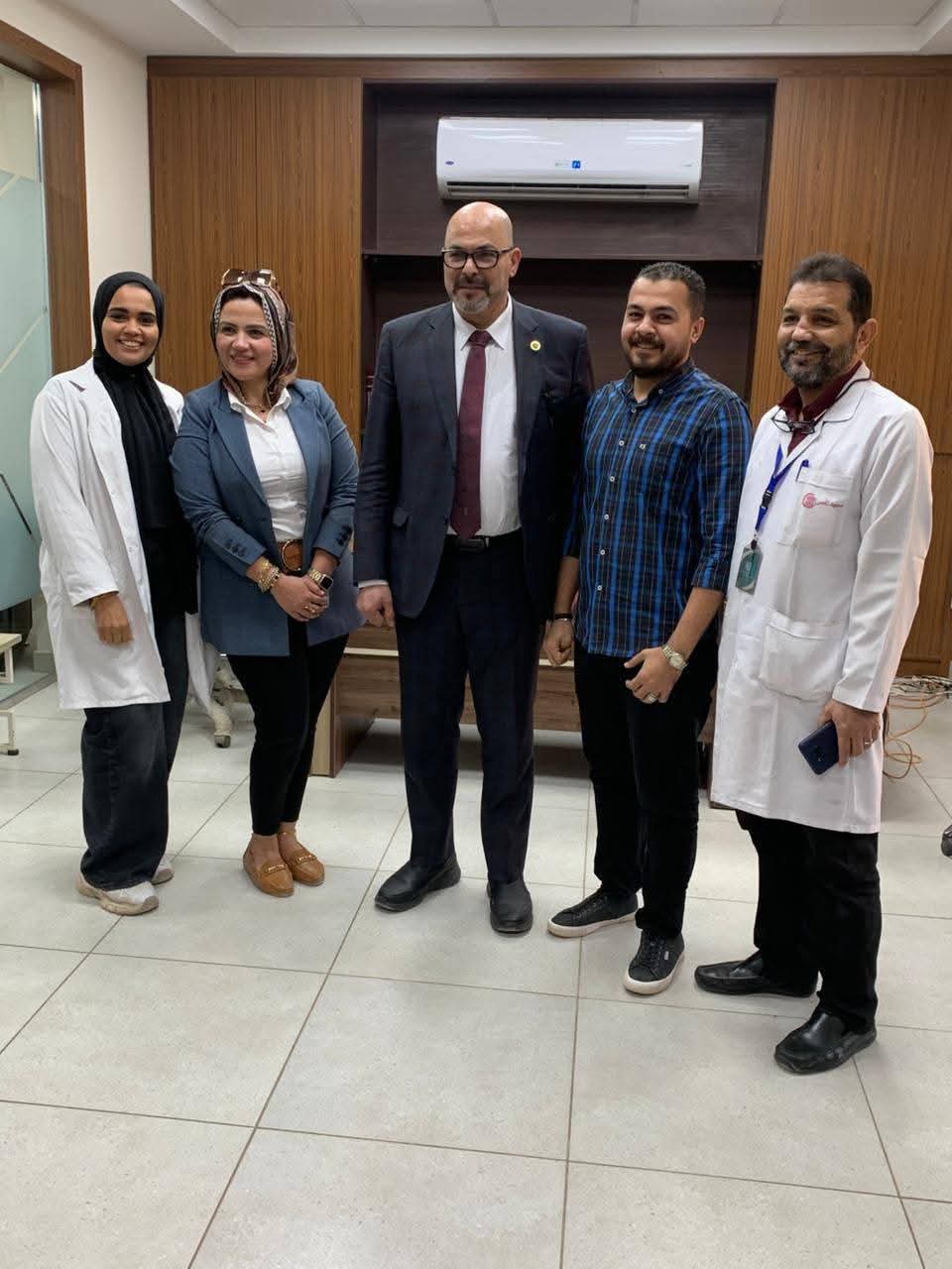 1763569238 766 معهد ناصر يكرم المتميزين في وحدتي الأورام ونفقة الدولة بجدارة