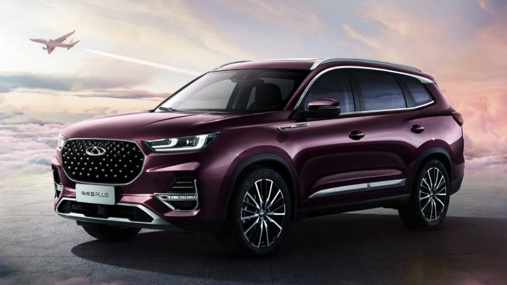 1763672552 298 5 عربيات عائلية في السوق المصري أسعارها ومواصفاتها