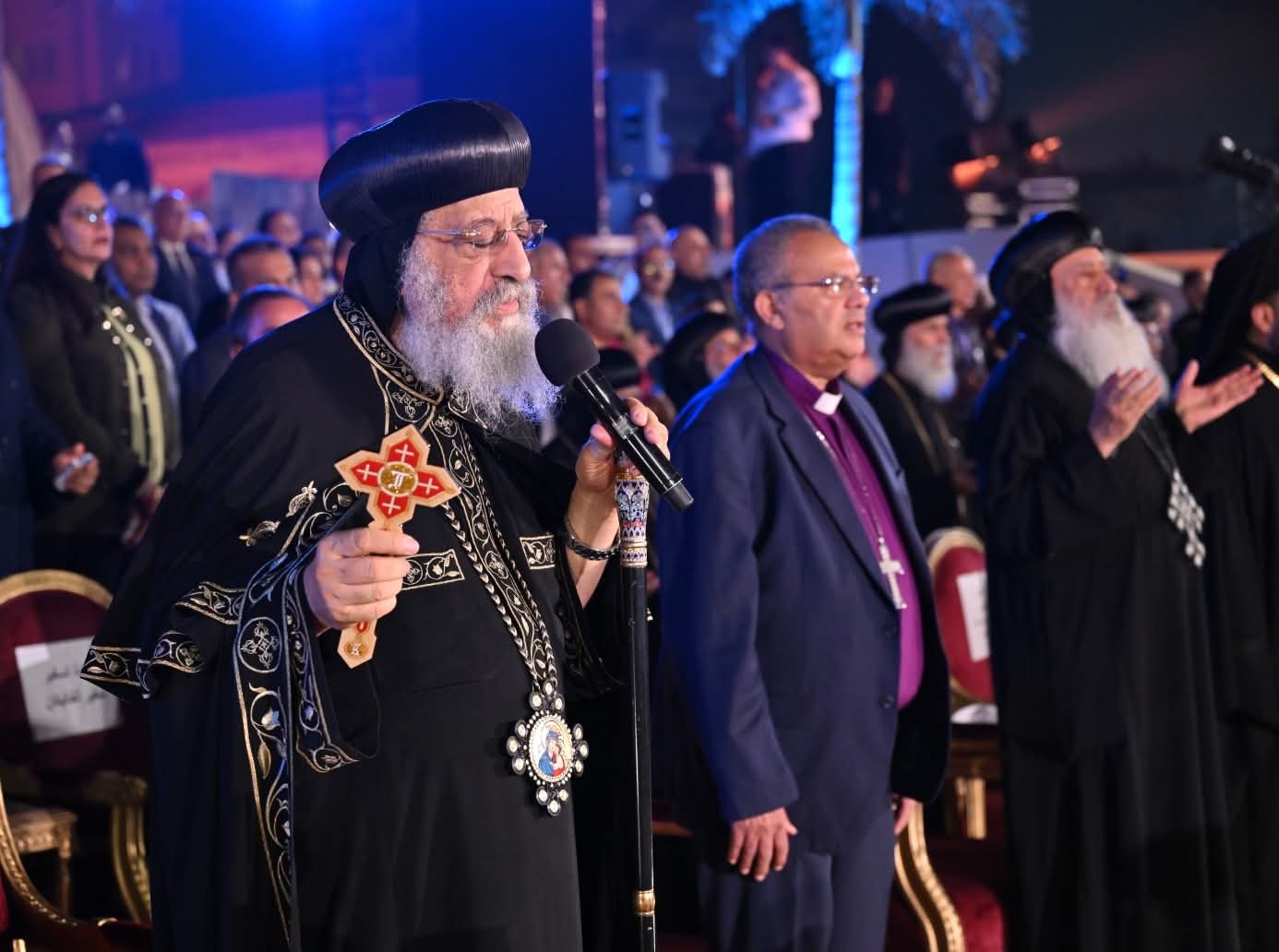 1763683508 627 البابا تواضروس مصر دايمًا حاضنة للإيمان وحتفضل مؤثرة في العالم