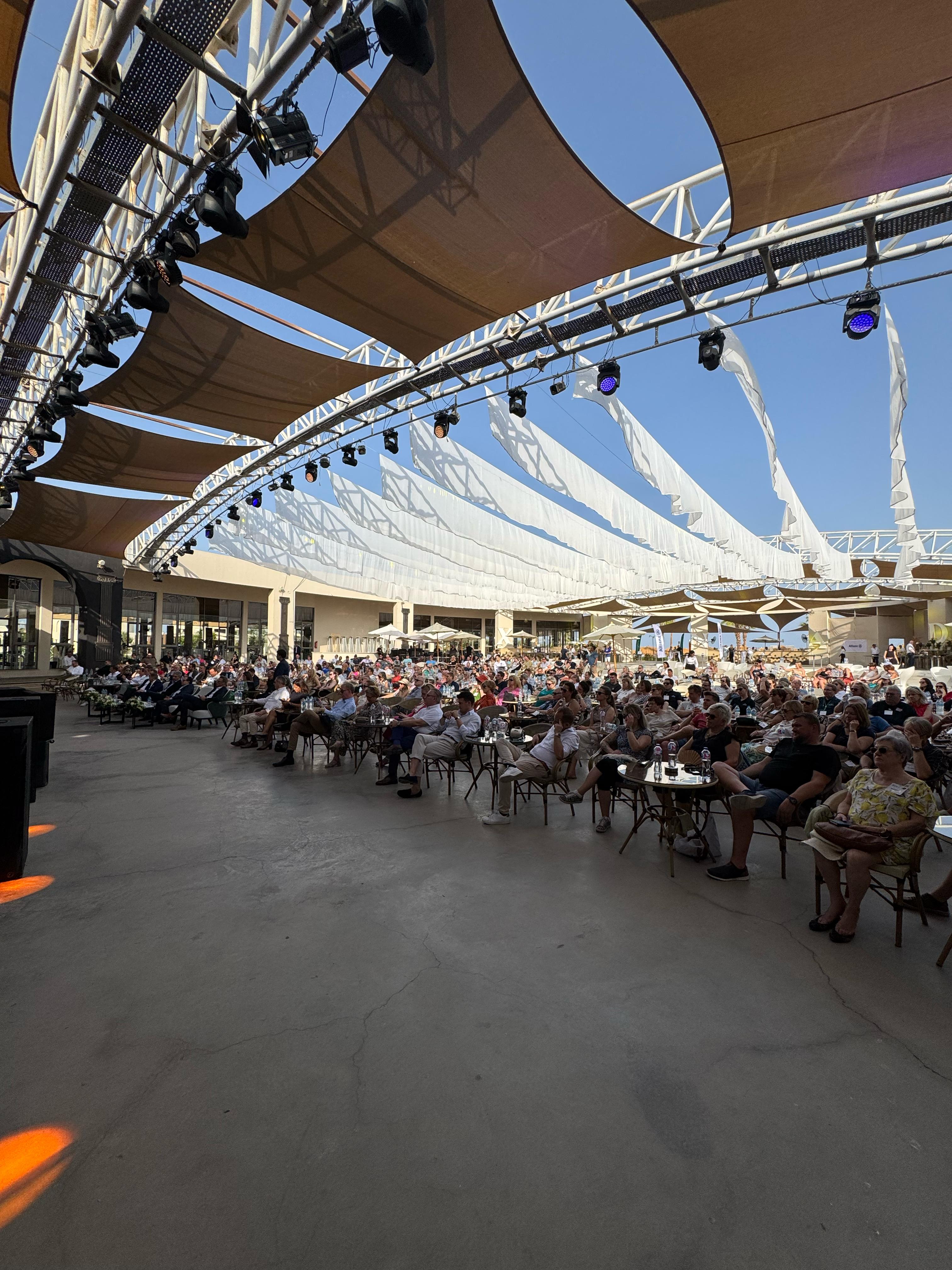 وزير الآثار: منتجاتنا بتوفر للسياح تجربة سياحية ثقافية كاملة 4 1763740126 410 وزير الآثار منتجاتنا بتوفر للسياح تجربة سياحية ثقافية كاملة