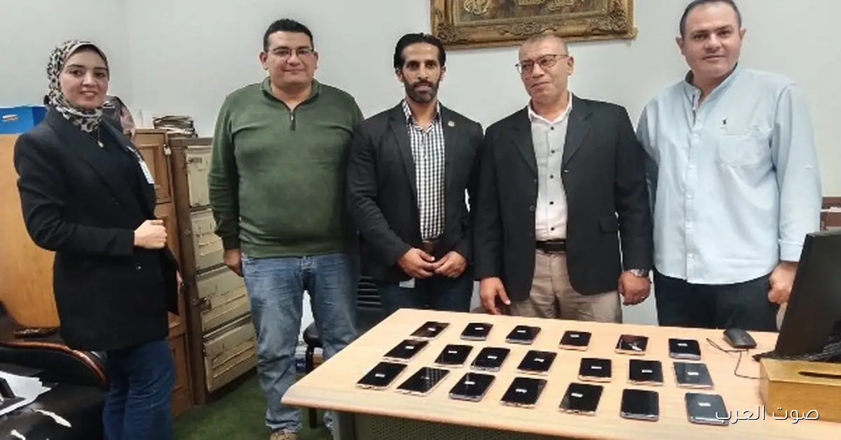 جمارك الإسكندرية تضبط حاولتين لتهريب موبايلات