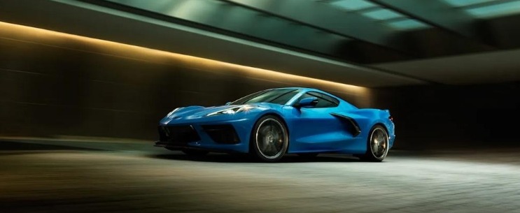 1763773293 57 شيفروليه كورفيت ستينجراي 2026 مواصفات قوية بـ 495 حصان