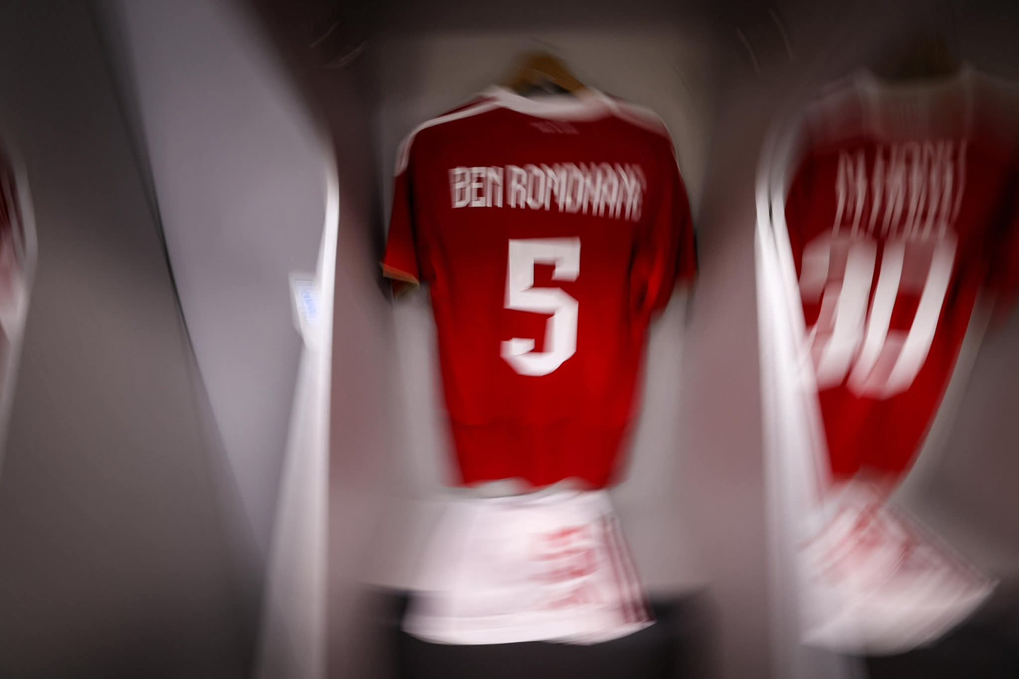 1763824879 618 غرفة ملابس الأهلي قبل مباراة شبيبة القبائل في دوري الأبطال