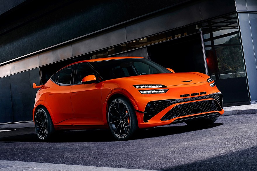 1763859627 185 جينيسيس GV60 ماجما الرياضية بقوة 650 حصان شوفوا الصور