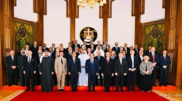 1763883986 رئيس الوزراء يحضر توقيع اتفاق جديد لتوسيع الاستثمارات في خدمات