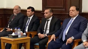 1763921739 النائب محمد أبو العينين يعزي وزير التموين في وفاة والدته