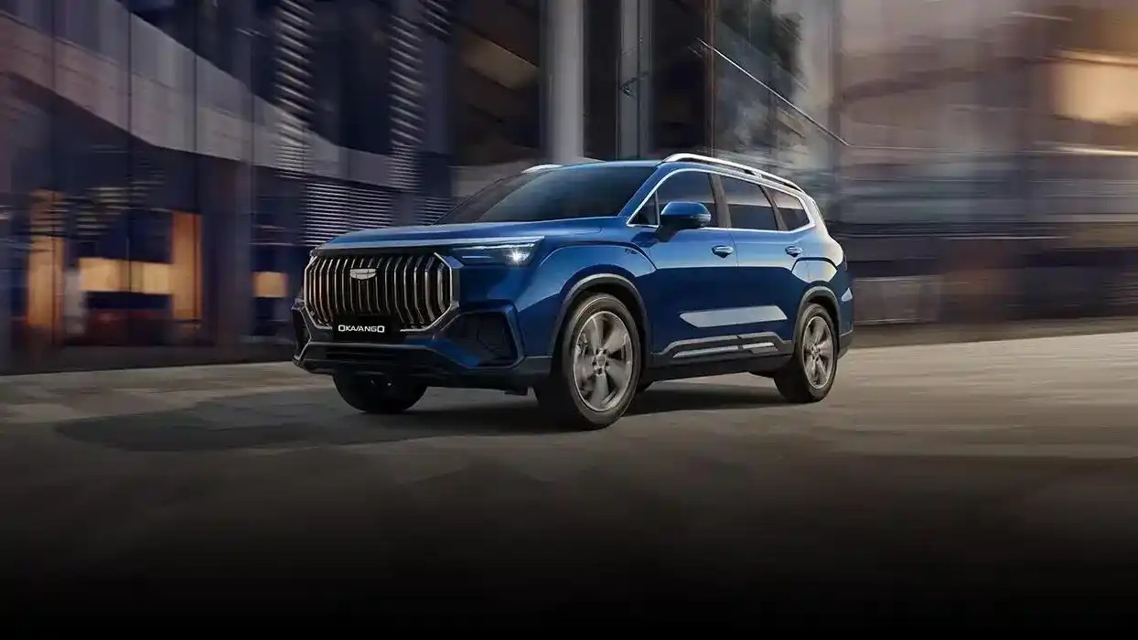 1763946029 76 سعر ومواصفات جيلي أوكافانجو ستاندرد 2025 للعيلة في السعودية