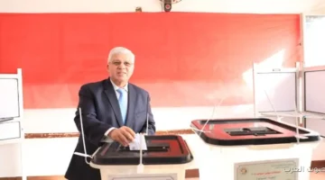 1763975149 وزير التعليم العالي يدلي بصوته ويدعو شباب الجامعات للمشاركة الفعّالة