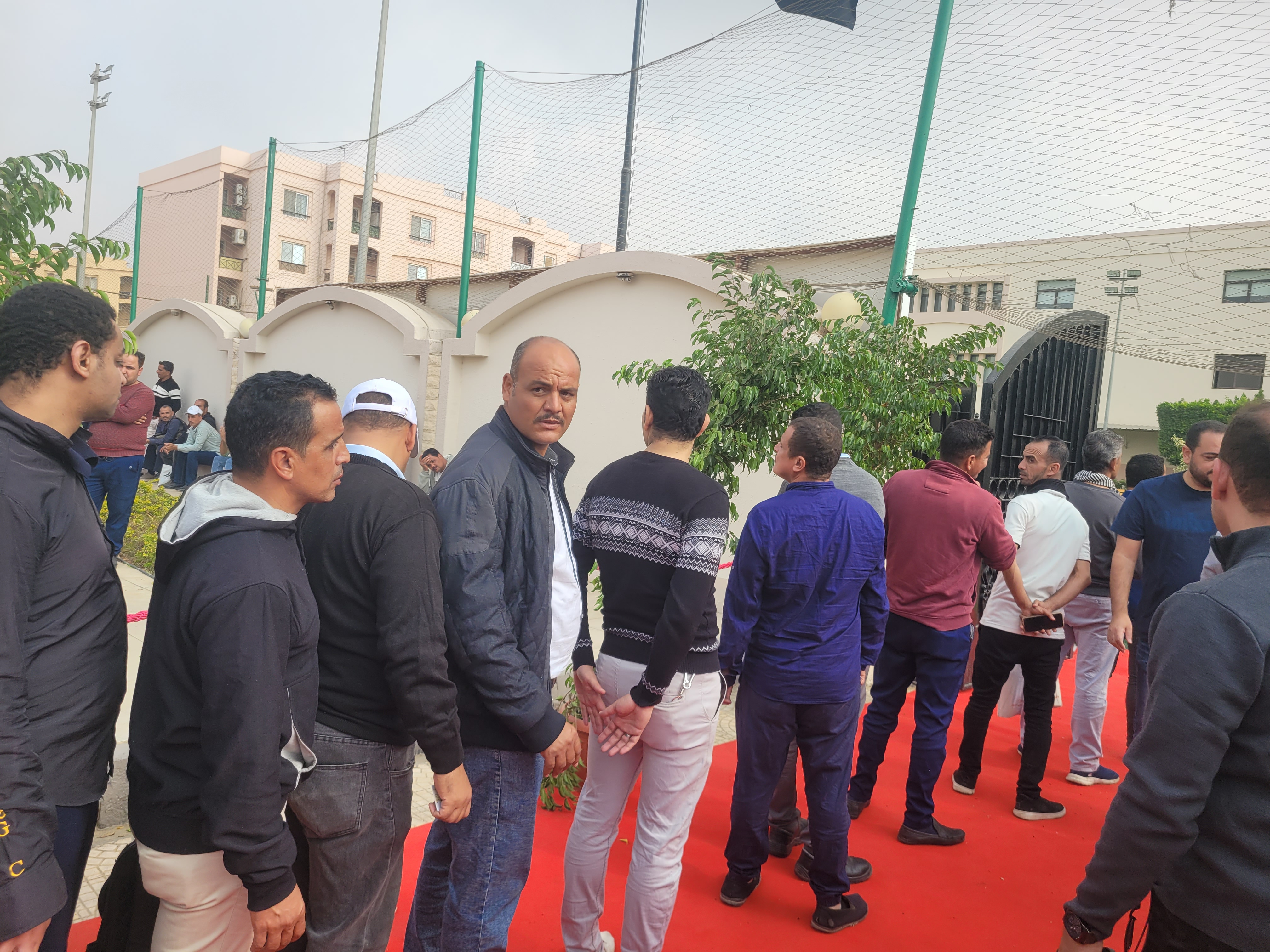 1763975413 656 إقبال كبير على لجنة المدرسة البريطانية في الرحاب خلال انتخابات