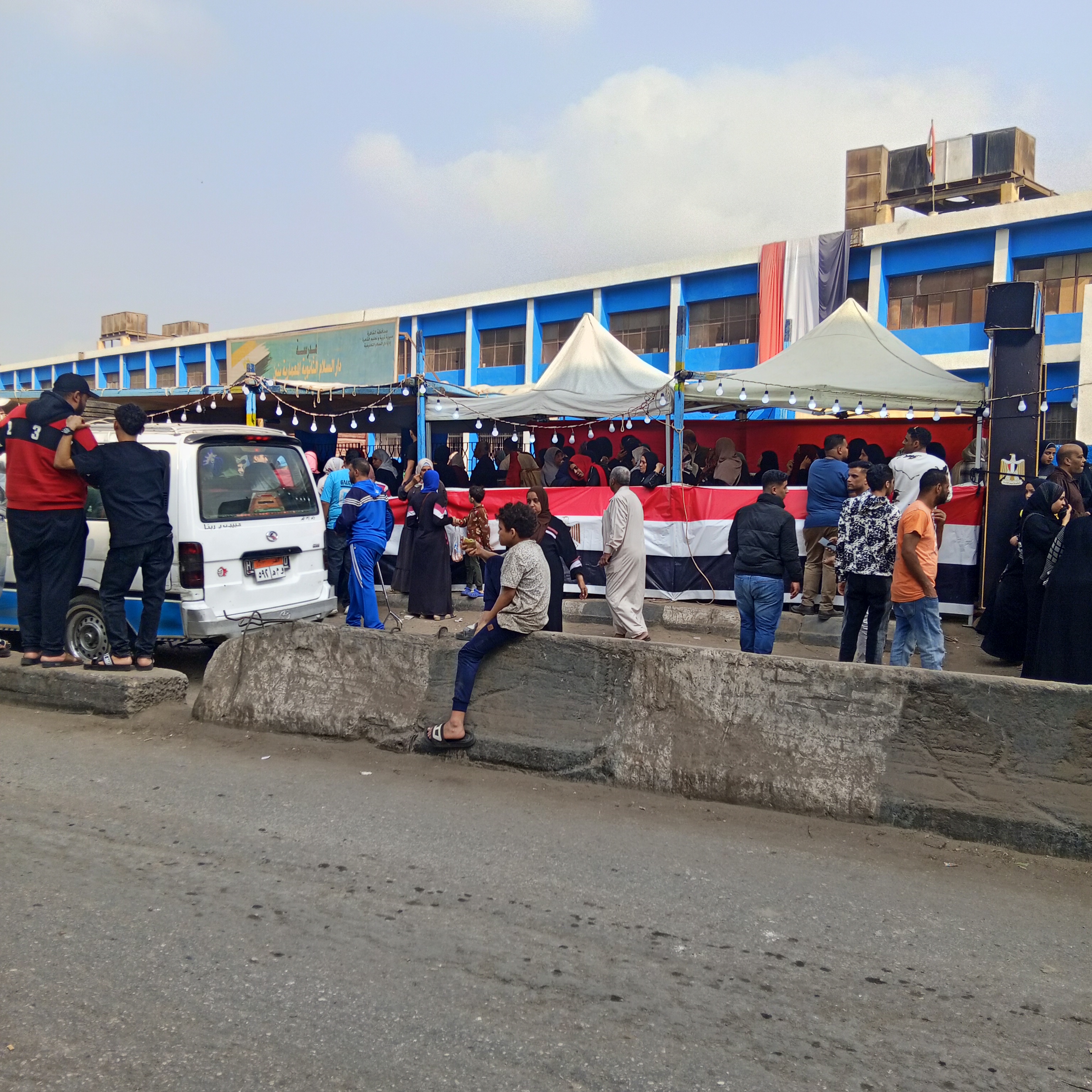 1763977900 840 الناس بتتدافع على لجنة دار السلام المعمارية