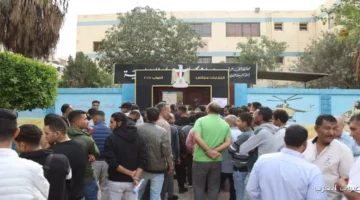 1763979950 زيادة عدد الناخبين في لجان مدرسة مصطفى كامل بمصر الجديدة