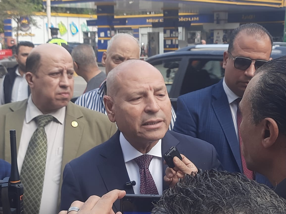 1763986782 820 محافظ القاهرة مفيش مخالفات والانتخابات ماشية بسهولة