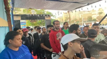 1764001881 زحمة للناخبين قدام مدرسة الطيار محمد جمال عبد العزيز في