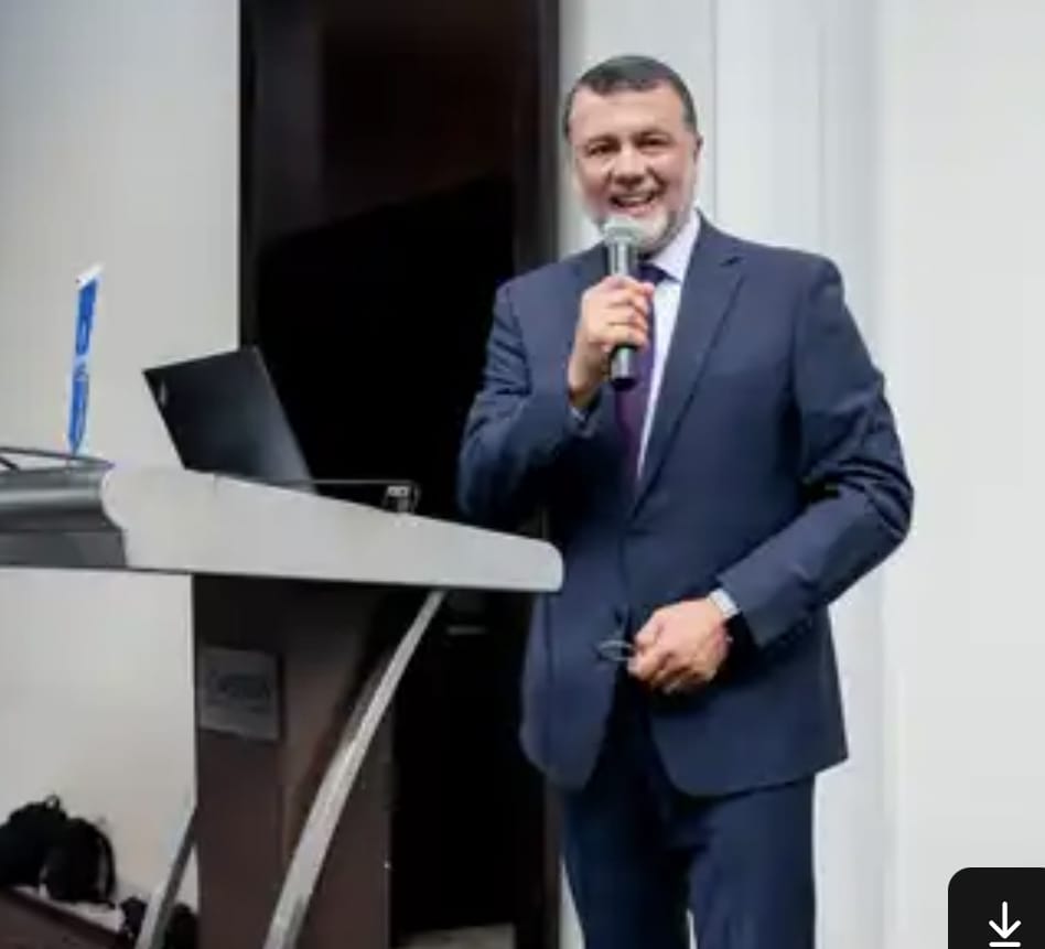 1764002367 118 مصر للطيران حركة شحن البضائع بين مصر والإمارات زادت 22