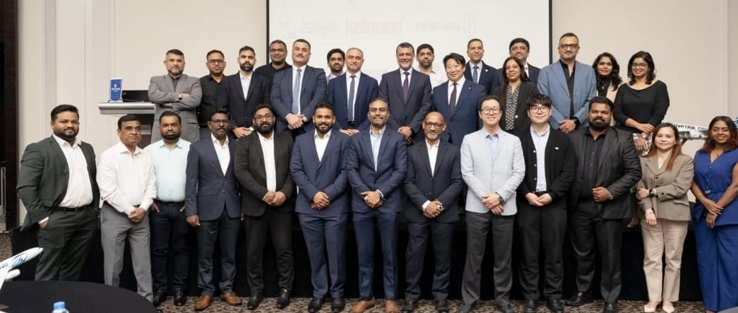 1764002367 289 مصر للطيران حركة شحن البضائع بين مصر والإمارات زادت 22