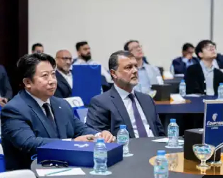 1764002367 688 مصر للطيران حركة شحن البضائع بين مصر والإمارات زادت 22