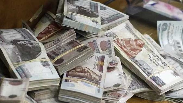 المرتبات والمعاشات