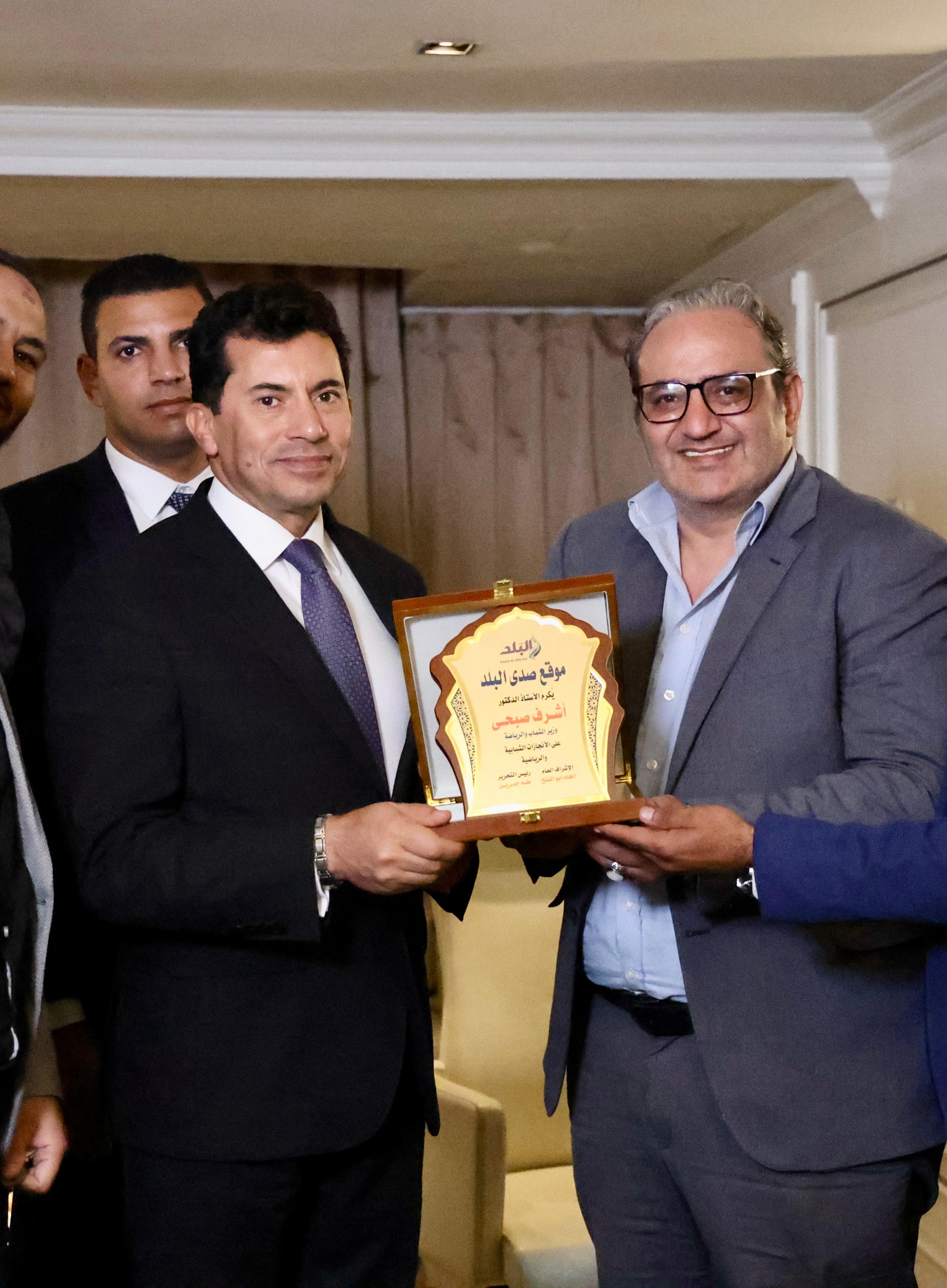 1764021737 761 صوت العرب يستضيف وزير الرياضة ليتكلم عن أهم قضايا الرياضة