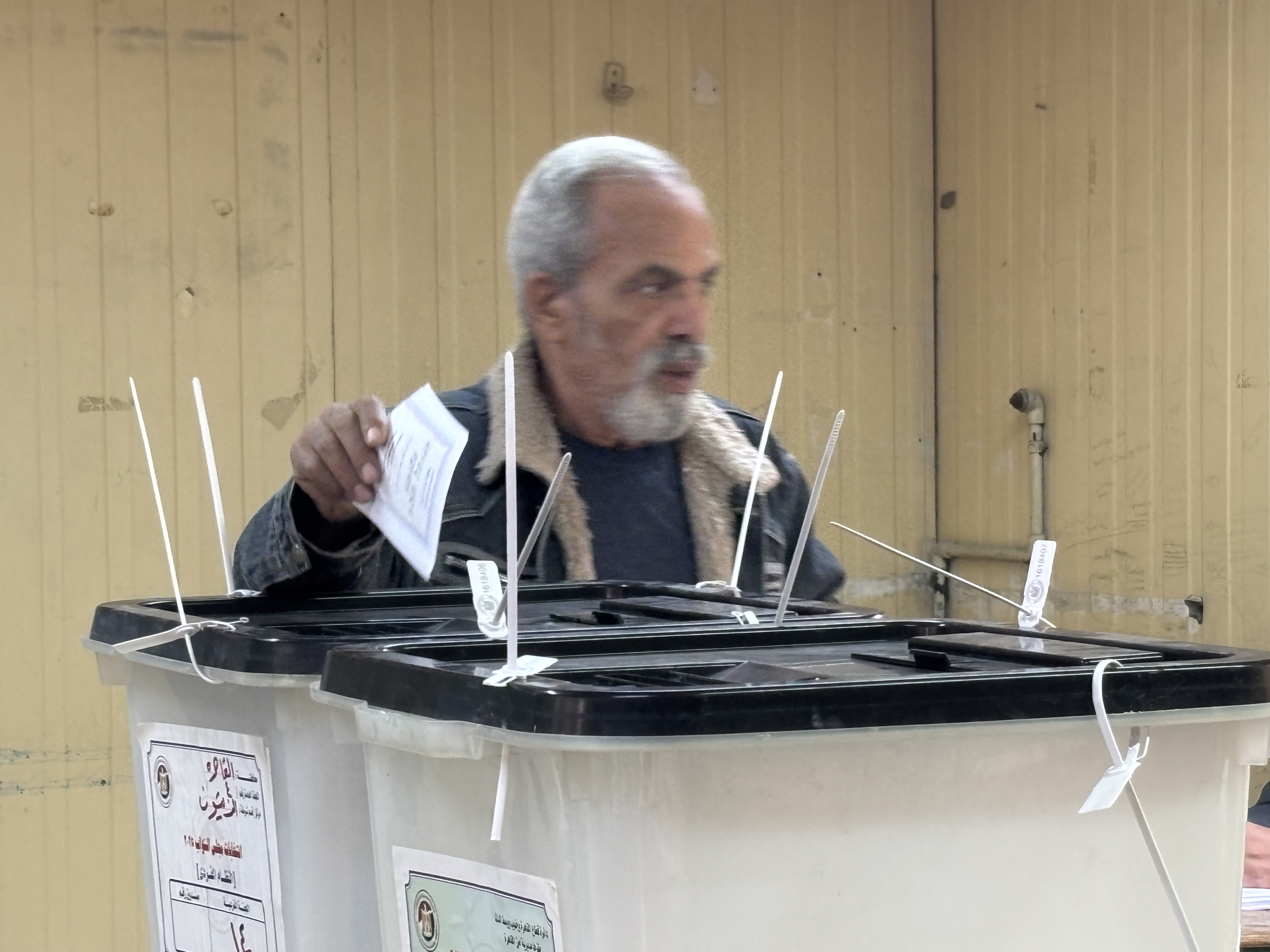 1764056619 613 إقبال متوسط على لجان الانتخابات في الزيتون في الساعات الأولى