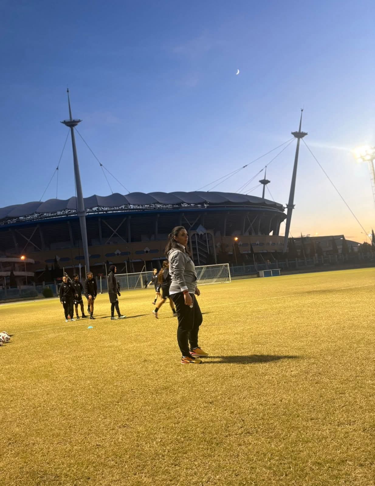 مران منتخب الكرة النسائية