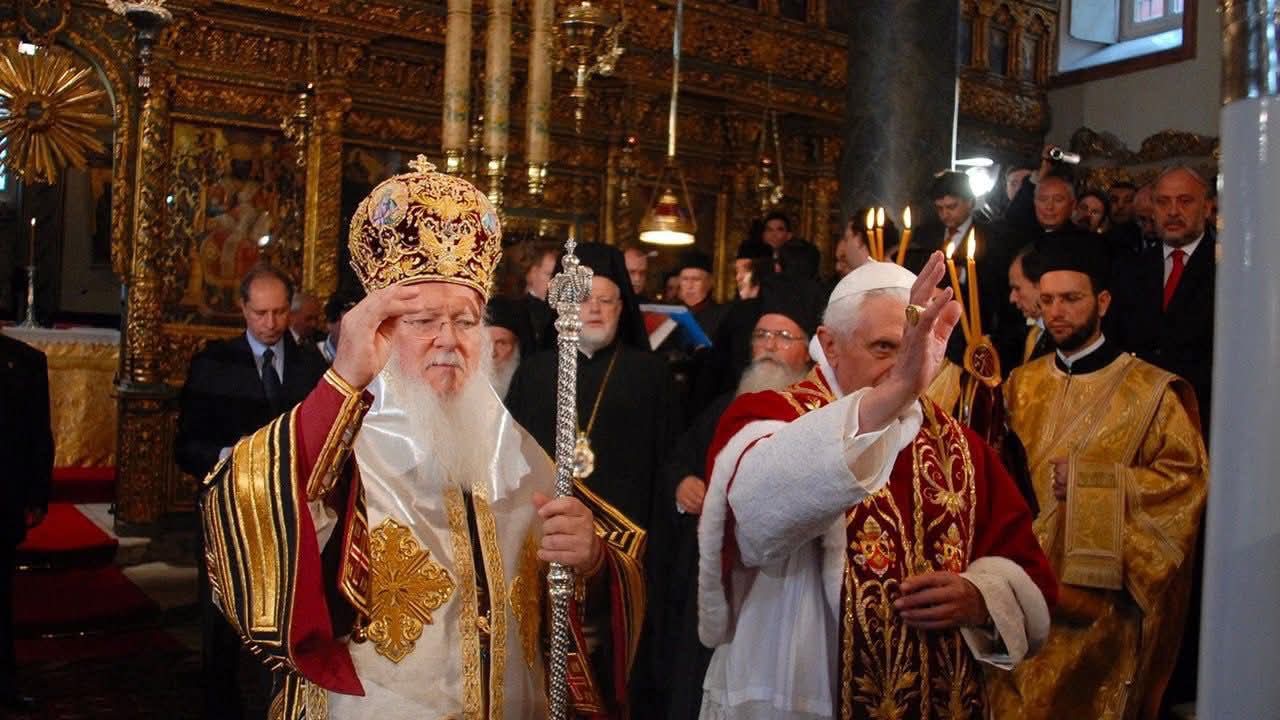 1764064399 129 البابا لاوُن يبدأ زيارته لتركيا احتفالًا بمرور 1700 سنة على