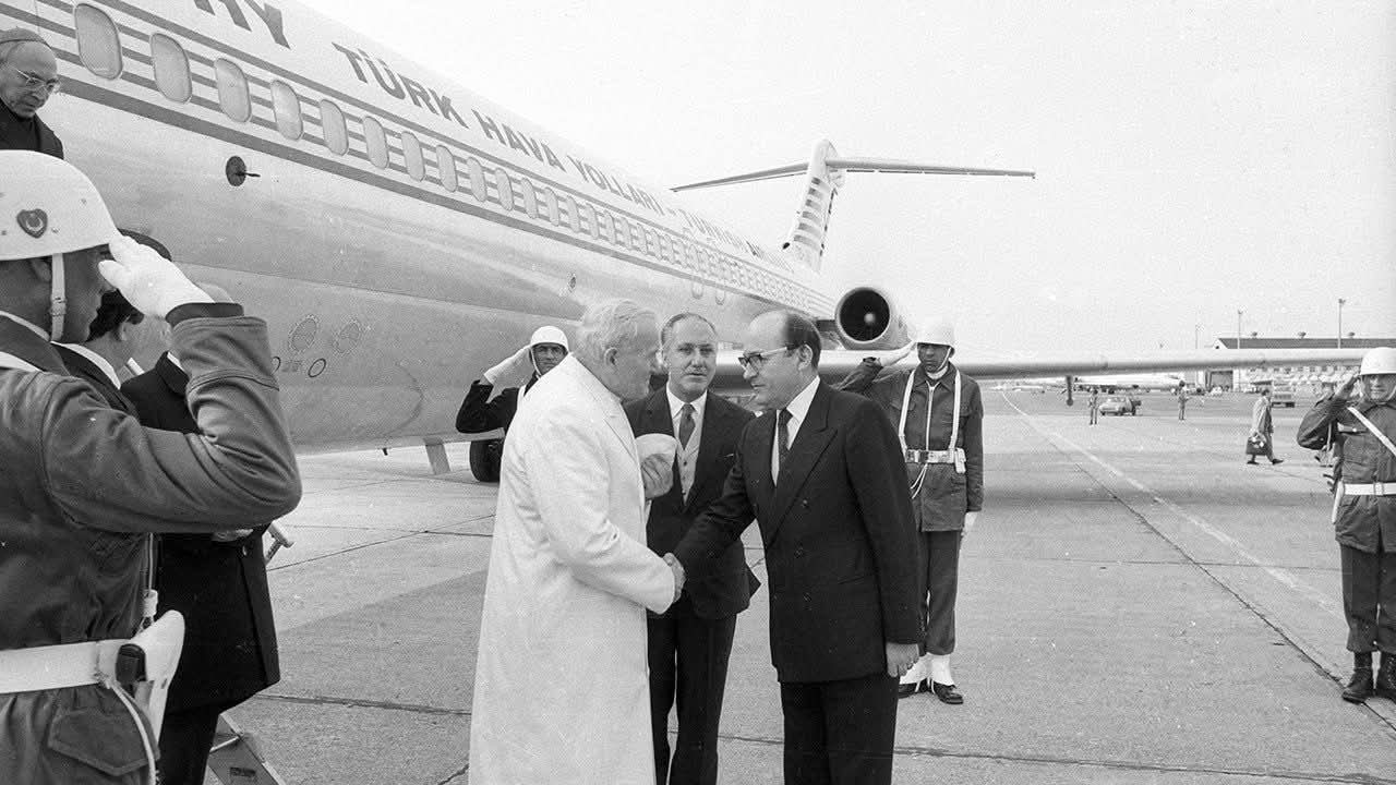 1764064399 458 البابا لاوُن يبدأ زيارته لتركيا احتفالًا بمرور 1700 سنة على