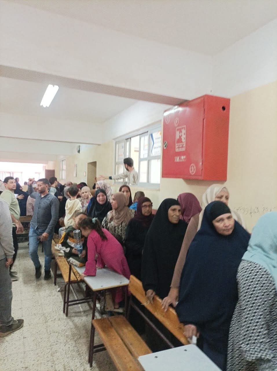 1764090925 960 إقبال كبير من ستات شبرا الخيمة على لجان انتخابات مجلس