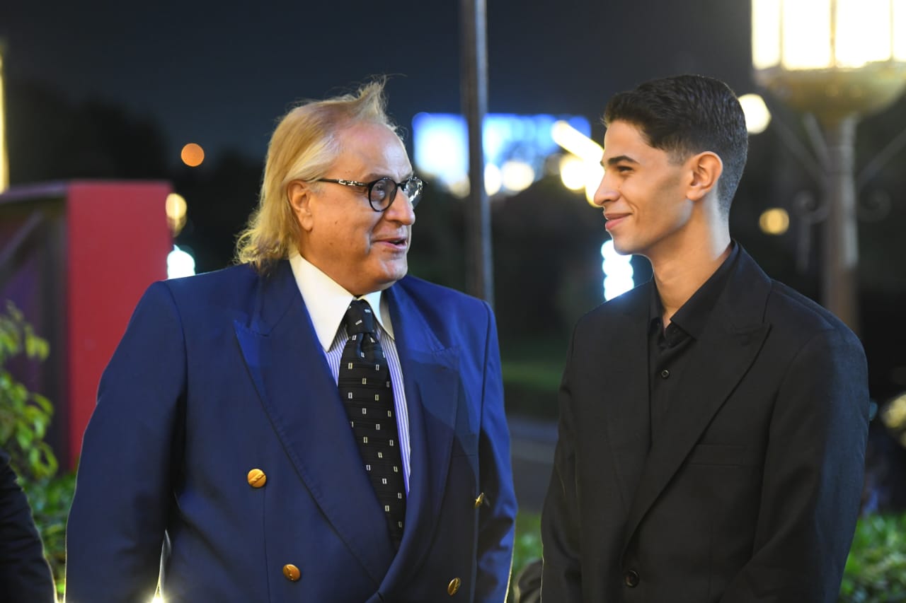 سوزان حسن تطل على الكل في عزاء ميرفت سلامة | شوفوا 6 1764097577 457 سوزان حسن تطل على الكل في عزاء ميرفت سلامة