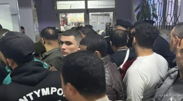 1764099139 تكدس الناس أمام لجان انتخابات الشرقية 2025 في اللحظات الأخيرة