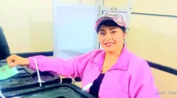 1764099944 هند عاكف تشارك بصوتها في انتخابات البرلمان بالمقطم صور