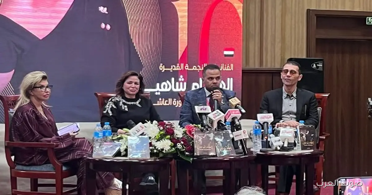 إلهام شاهين: متصالحة مع الزمن وطلعت أم زميل في سني