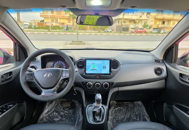 1764183694 944 هيونداي جراند I10 سيدان بسعر 400 ألف جنيه