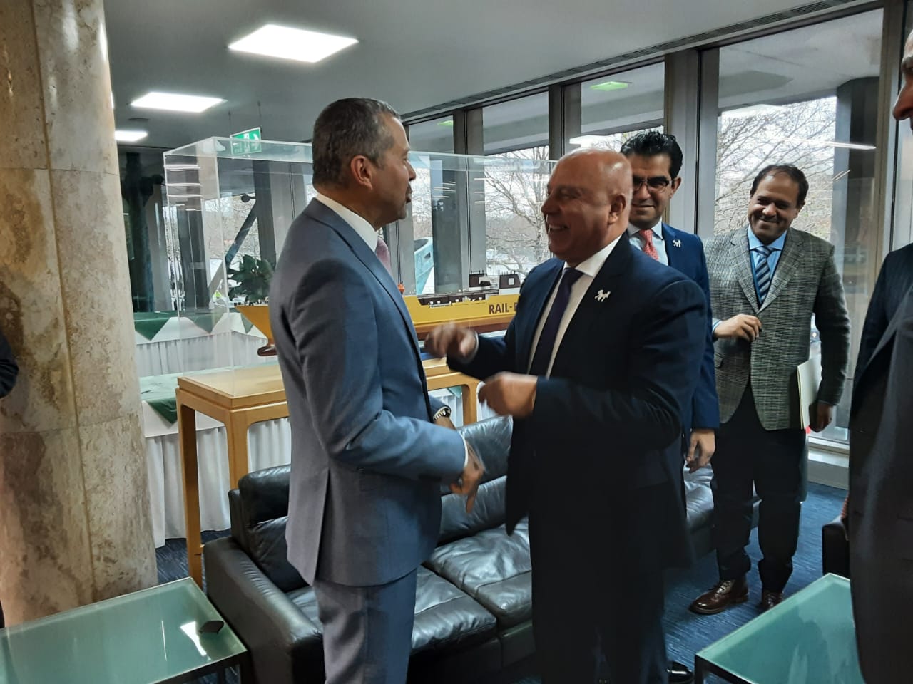 النقل بتستقبل الوفود المشاركة في الجمعية العامة للمنظمة البحرية الدولية 8 1764242866 639 النقل بتستقبل الوفود المشاركة في الجمعية العامة للمنظمة البحرية الدولية