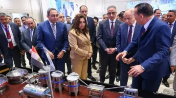 1764245248 وزيرة التنمية المحلية تفتتح معرض لمشروعات التنمية في صعيد مصر