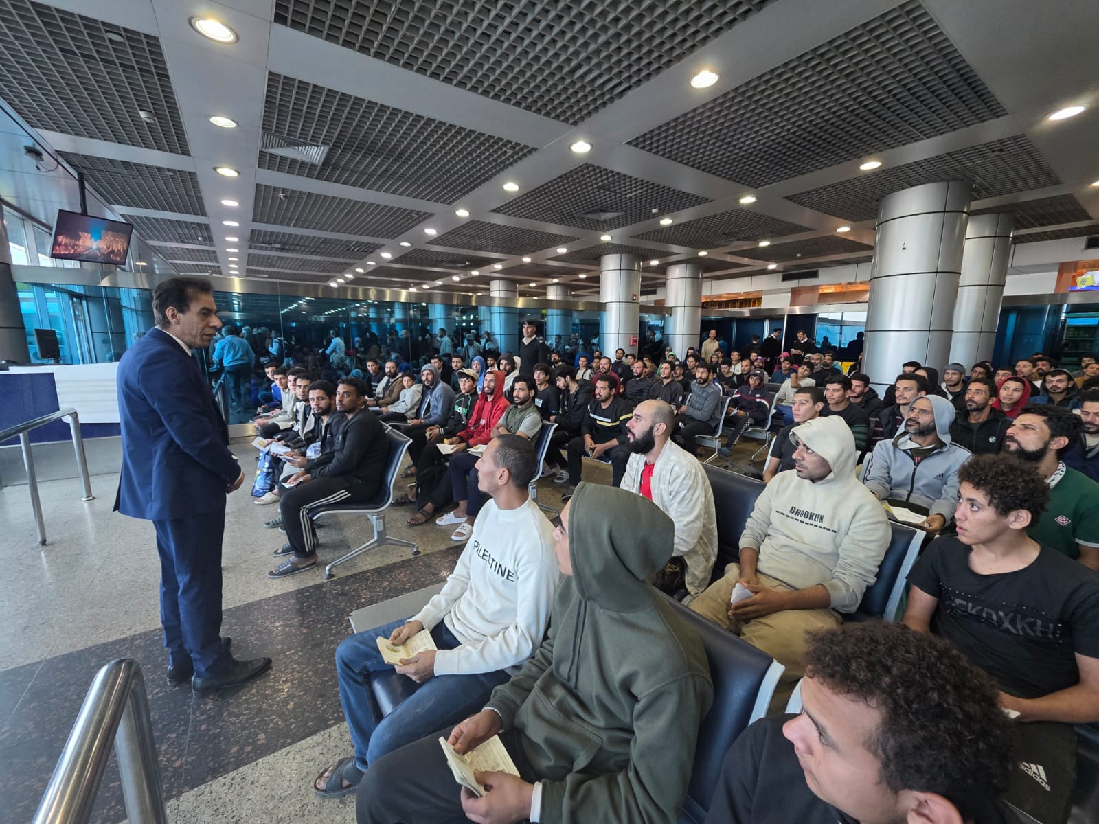 عودة المواطنين المصريين