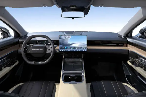 1764250167 436 أيهم تختار ساوايست اس 06 ولا جيتور داشينج 2026؟