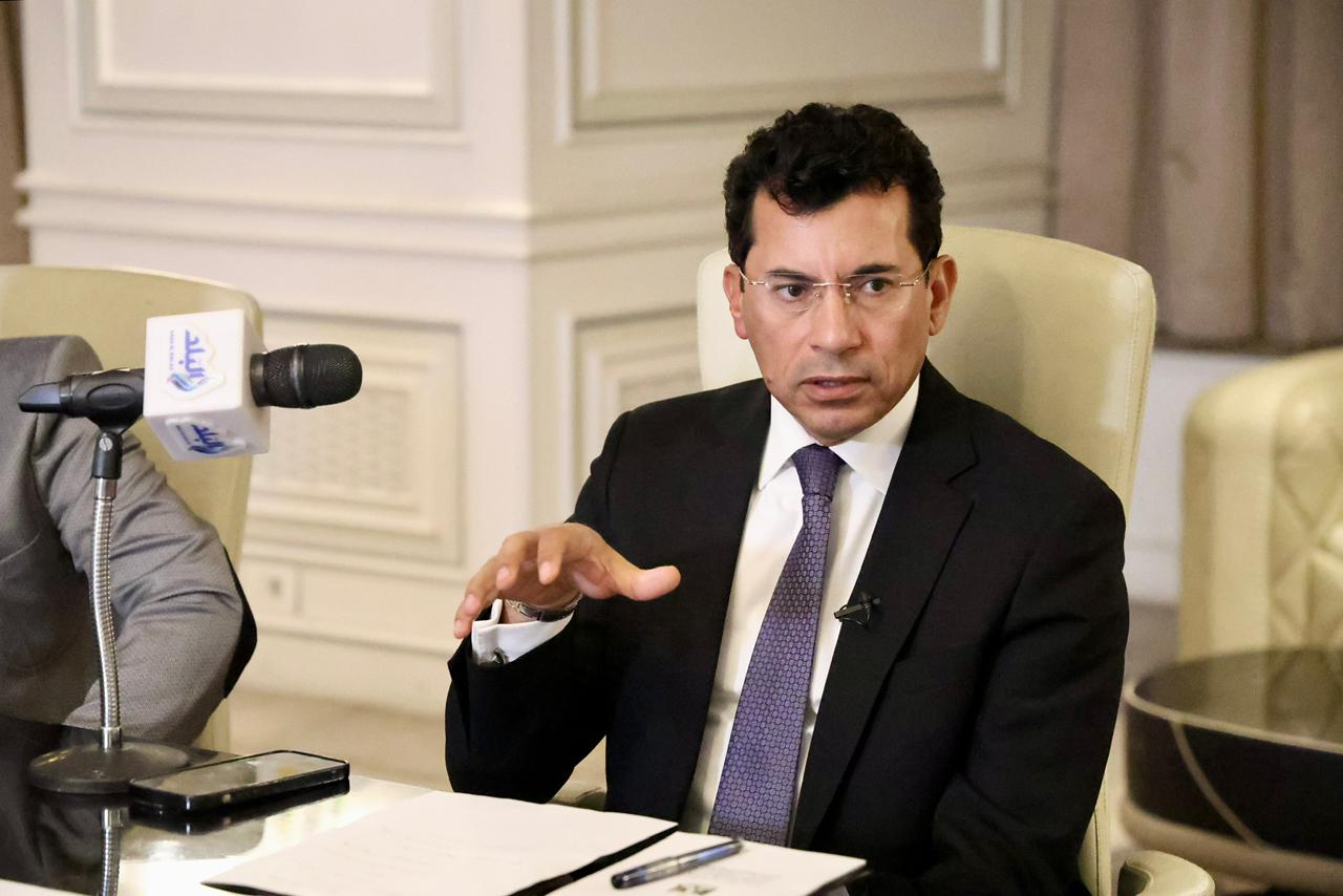 1764257727 175 أشرف صبحي صوت العرب دايمًا مع الدولة وبيشجع على الفكر