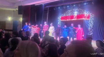 1764280069 تصفيق كبير لفيلم سكرين ومديح لبطل قبل انتهاء العالم بدقيقة