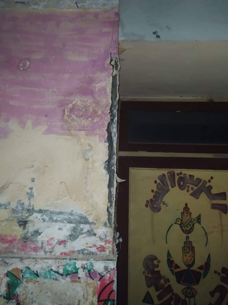 1764353249 347 مياه الصرف بتغرق جدران مدرسة في حلمية الزيتون وأهالي الطلبة