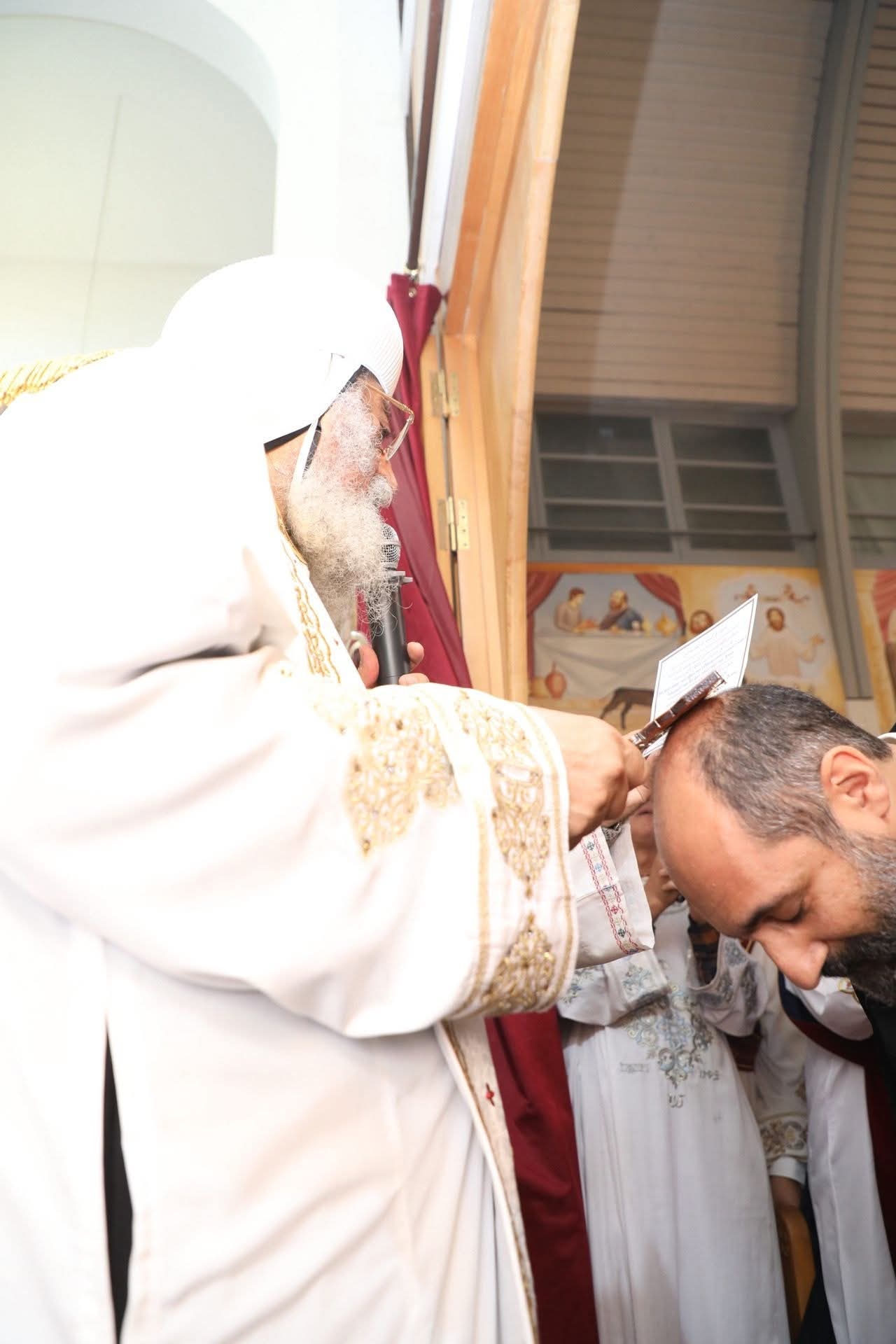 1764433345 270 تعيين 3 كهنة جدد في إيبارشية النمسا بيد البابا تواضروس