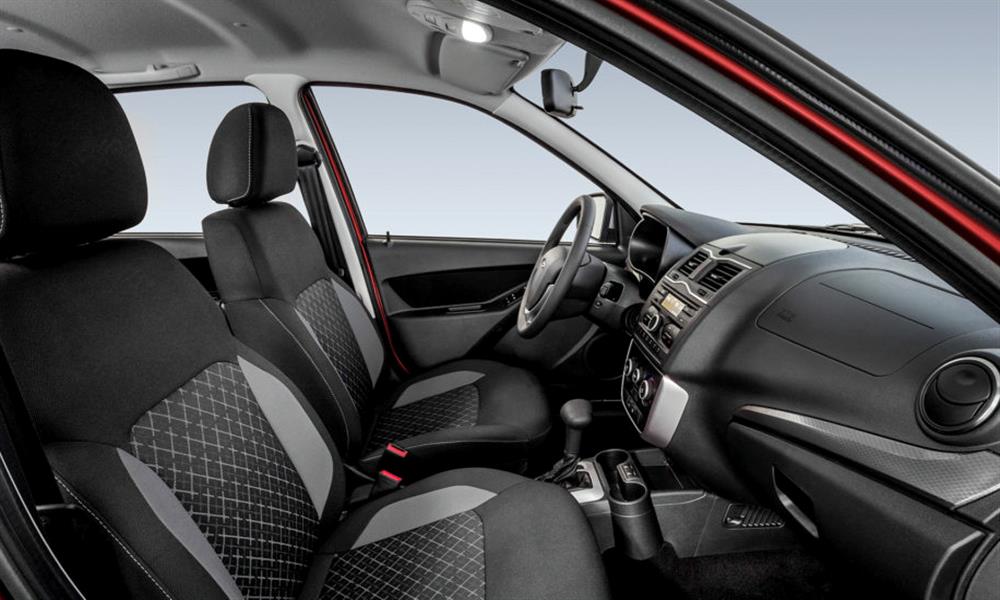 1764444626 414 سيارة أوتوماتيك 2022 بسعر مغري في سوق المستعمل