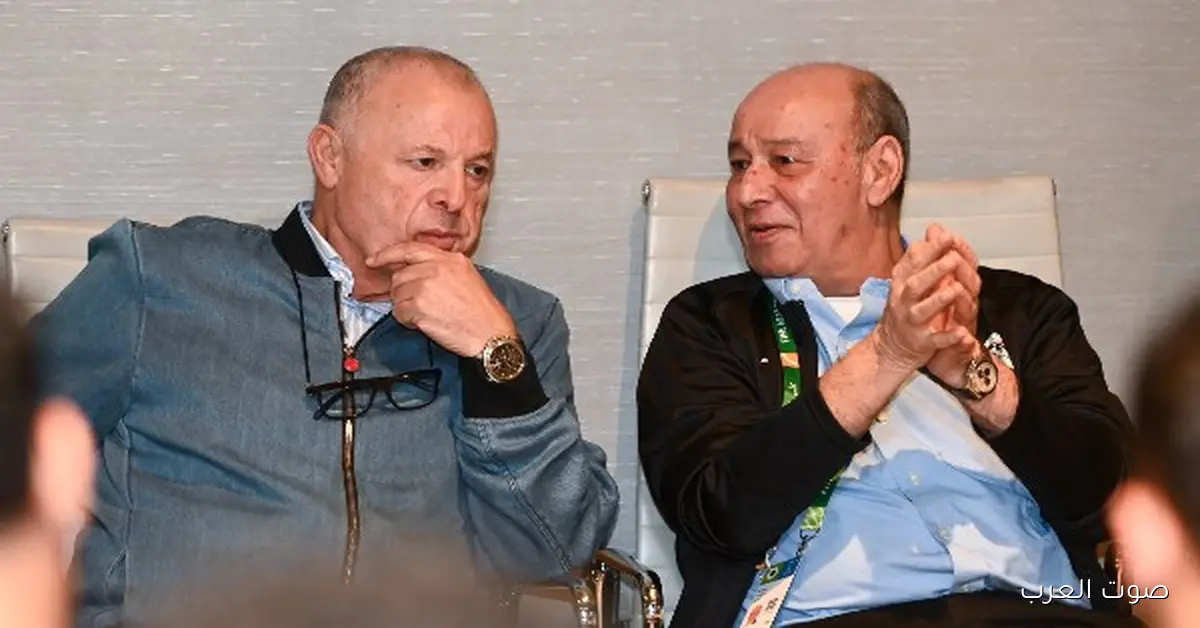 أبوريدة يشجع لاعبي المنتخب الوطني قبل بداية كأس العرب