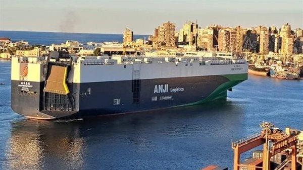 1764493349 64 أكبر ميناء في العالم يستقبل ناقلة سيارات عملاقة في الإسكندرية